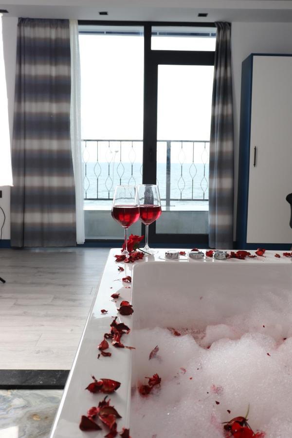 Blue Ay Boutique Hotel 阿塔库姆 外观 照片